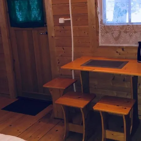 Artur's Eaterie And Holiday