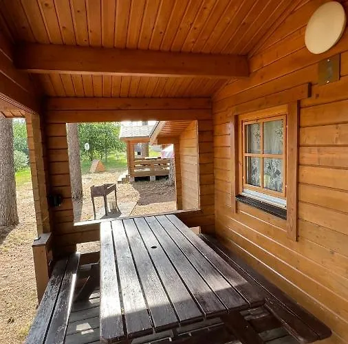 Artur's Eaterie And Holiday home *